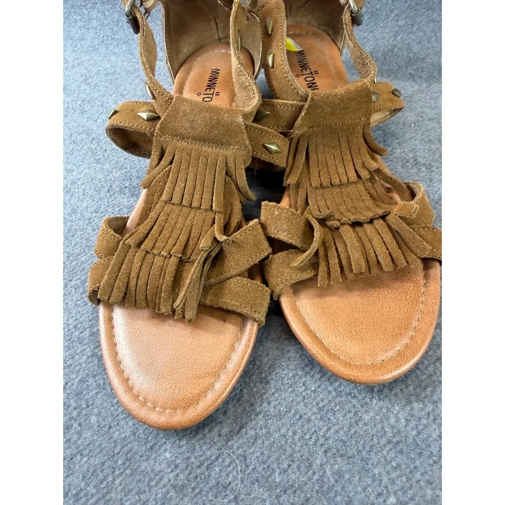 Minnetonka Sandals‎ Women 9 Brown Leather Suede Fringe Studded Flats Boho